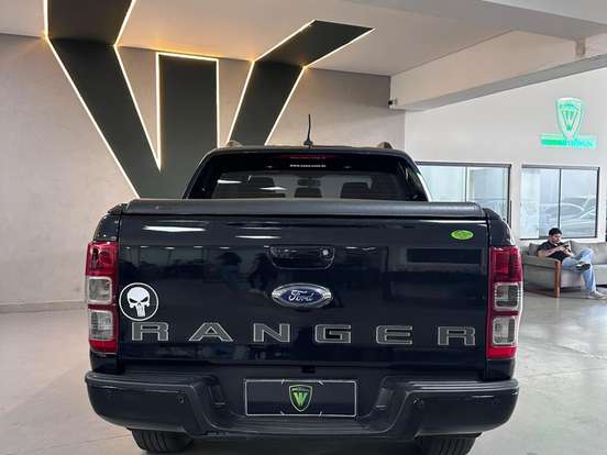 FORD-RANGER-2.2 BLACK 4X2 CD 16V DIESEL 4P AUTOMÁTICO FORD-RANGER-2022
