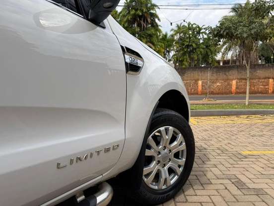 FORD-RANGER-3.2 LIMITED 4X4 CD 20V DIESEL 4P AUTOMÁTICO FORD-RANGER-2018