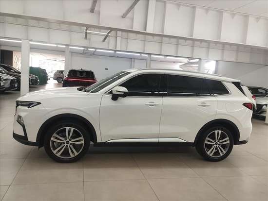 FORD-TERRITORY-2025