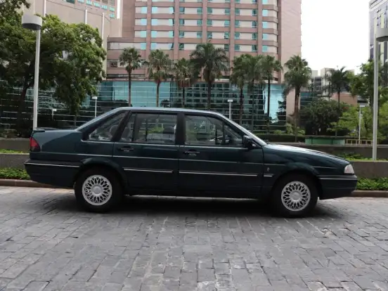 FORD-VERSAILLES-2.0 I GHIA 8V GASOLINA 4P MANUAL FORD-VERSAILLES-1996