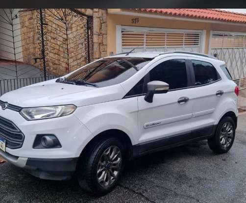 FORD-ECOSPORT-2014