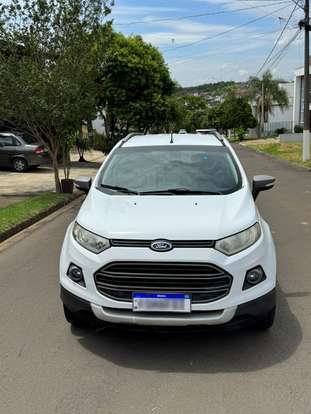 FORD-ECOSPORT-2014