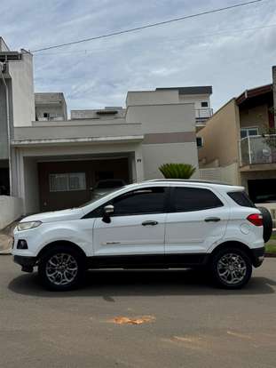 FORD-ECOSPORT-2014
