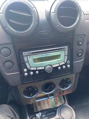 FORD-ECOSPORT-2011
