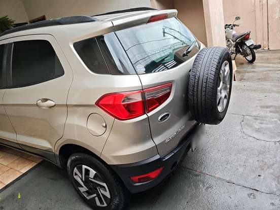 FORD-ECOSPORT-2014