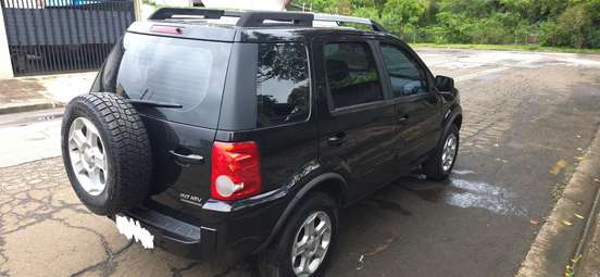 FORD-ECOSPORT-2011