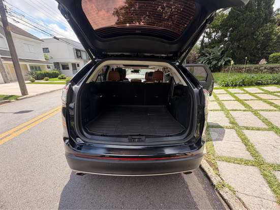 FORD-EDGE-2016