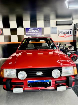 FORD ESCORT 1.6 XR3 8V GASOLINA 2P MANUAL