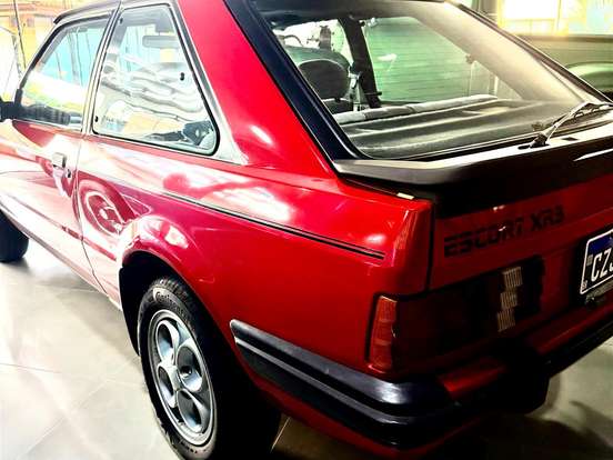 FORD-ESCORT-1.6 XR3 8V GASOLINA 2P MANUAL FORD-ESCORT-1986