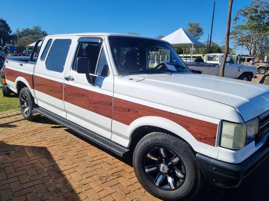 FORD-F-1000-1994