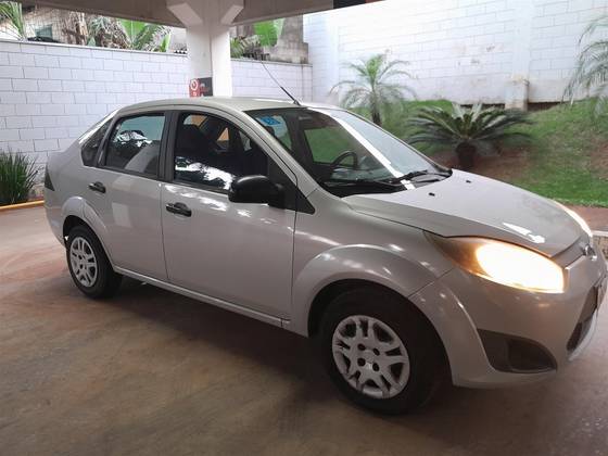 FORD FIESTA 1.0 ROCAM SEDAN 8V FLEX 4P MANUAL