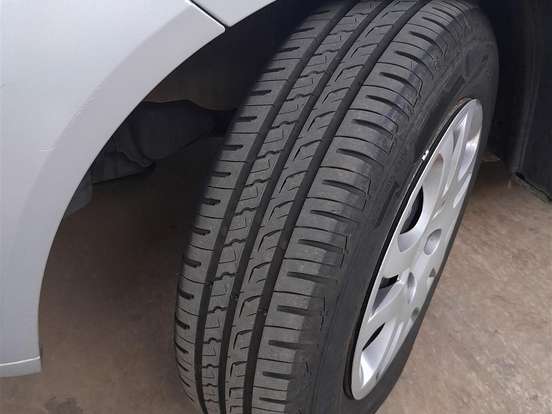 FORD-FIESTA-1.0 ROCAM SEDAN 8V FLEX 4P MANUAL FORD-FIESTA-2010