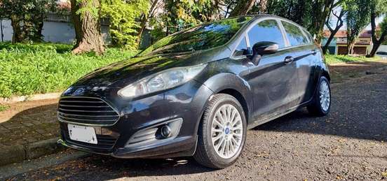 FORD-FIESTA-2014