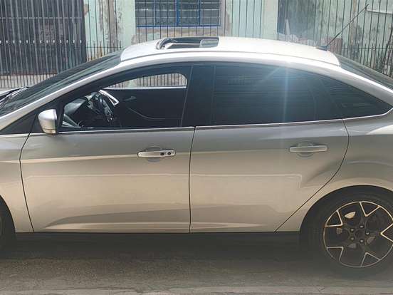 FORD-FOCUS-2.0 TITANIUM PLUS SEDAN 16V FLEX 4P POWERSHIFT FORD-FOCUS-2014