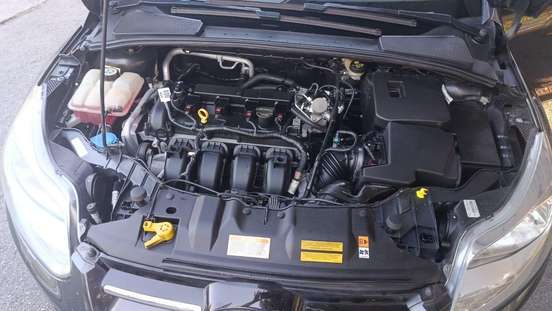 FORD-FOCUS-2014