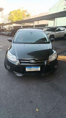 FORD-FOCUS-2014