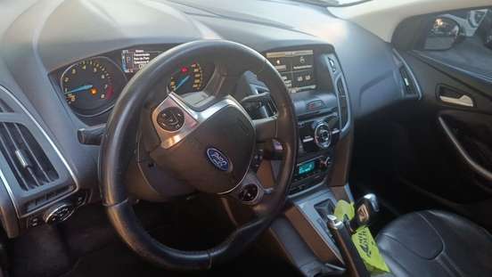 FORD-FOCUS-2014