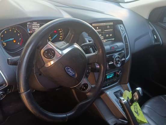 FORD-FOCUS-2.0 TITANIUM PLUS SEDAN 16V FLEX 4P POWERSHIFT FORD-FOCUS-2014