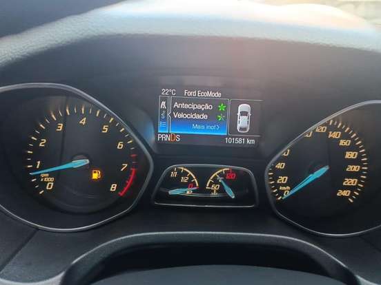 FORD-FOCUS-2.0 TITANIUM PLUS SEDAN 16V FLEX 4P POWERSHIFT FORD-FOCUS-2014