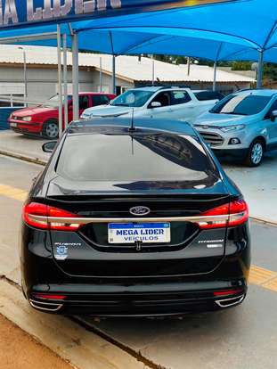 FORD-FUSION-2017