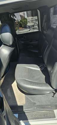 FORD-RANGER-2011
