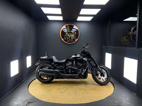 HARLEY-DAVIDSON-NIGHT ROD SPECIAL-2013
