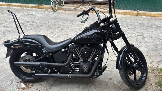 HARLEY-DAVIDSON NIGHT TRAIN 