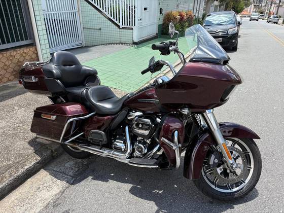 HARLEY-DAVIDSON ROAD GLIDE ULTRA 