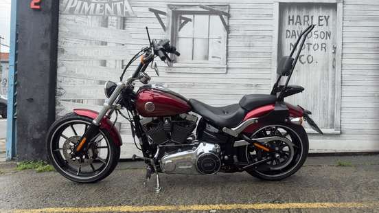 HARLEY-DAVIDSON-SOFTAIL BREAKOUT-2016