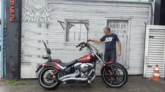HARLEY-DAVIDSON-SOFTAIL BREAKOUT-2016