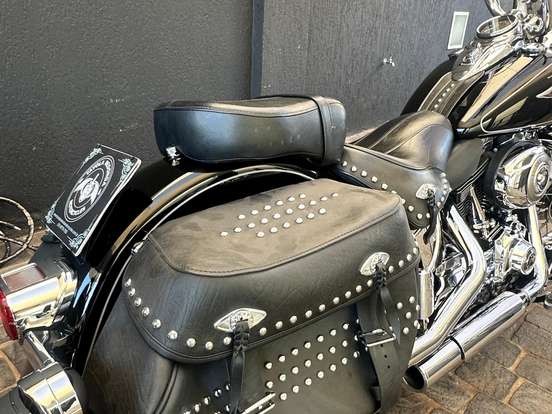 HARLEY-DAVIDSON-SOFTAIL HERITAGE CLASSIC HARLEY-DAVIDSON-SOFTAIL HERITAGE CLASSIC-2014
