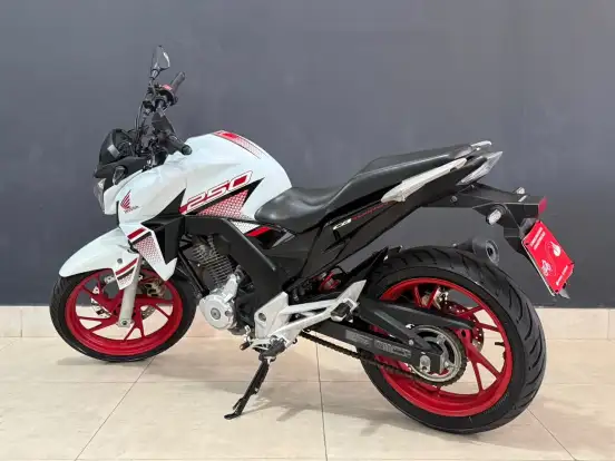 HONDA-CB TWISTER-2022