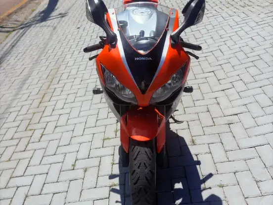 HONDA-CBR 1000RR FIREBLADE HONDA-CBR 1000RR FIREBLADE-2010