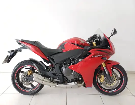 HONDA-CBR 600F-2014