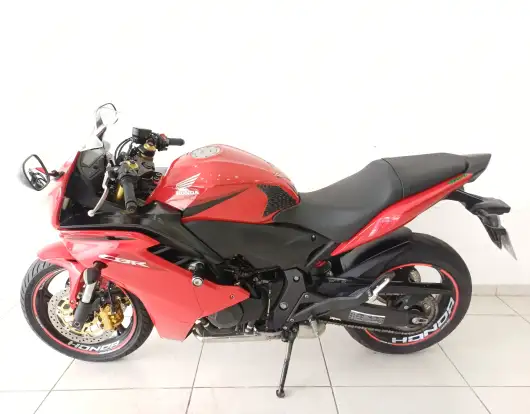HONDA-CBR 600F-2014