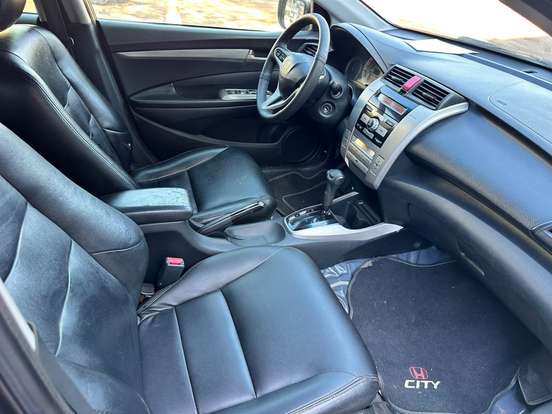 HONDA-CITY-2010