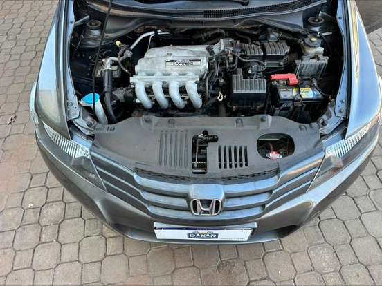 HONDA-CITY-2010