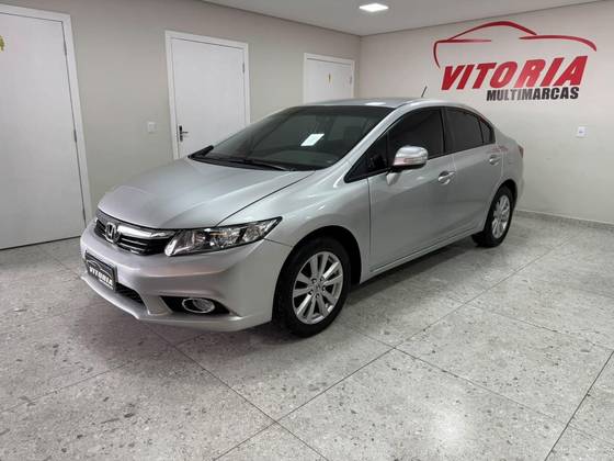 HONDA CIVIC 1.8 LXS 16V FLEX 4P AUTOMÁTICO