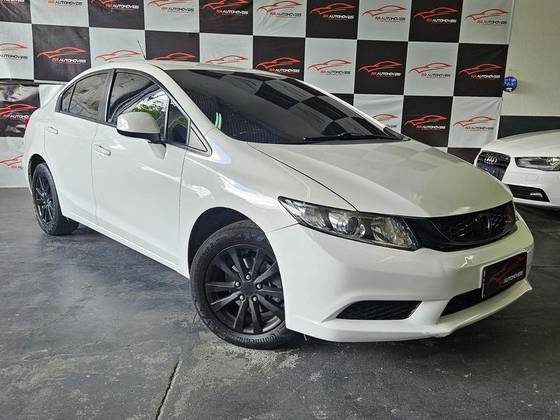HONDA CIVIC 1.8 LXS 16V FLEX 4P AUTOMÁTICO