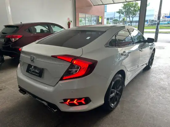 HONDA-CIVIC-2021