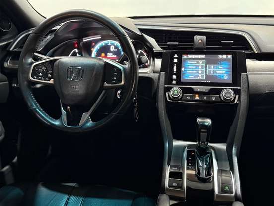 HONDA-CIVIC-2018