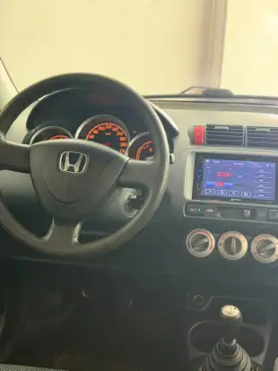 HONDA-FIT-2008