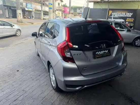 HONDA-FIT-2020