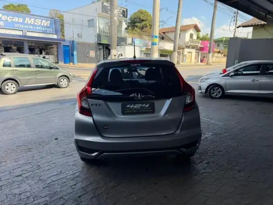 HONDA-FIT-2020