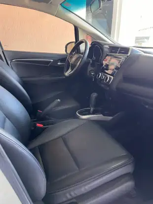 HONDA-FIT-2016