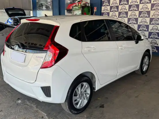 HONDA-FIT-1.5 LX 16V FLEX 4P MANUAL HONDA-FIT-2014