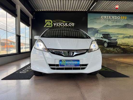 HONDA-FIT-2013