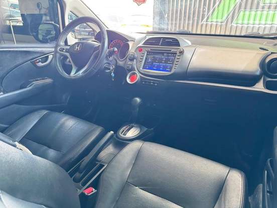 HONDA-FIT-1.4 DX 16V FLEX 4P MANUAL HONDA-FIT-2013
