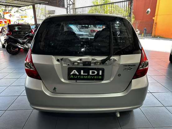HONDA-FIT-1.4 LX 8V GASOLINA 4P MANUAL HONDA-FIT-2005