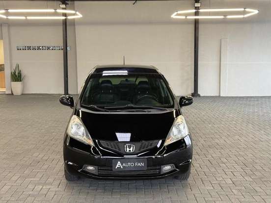 HONDA-FIT-2009